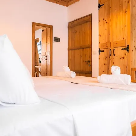 Porta7 3* Gjirokaster