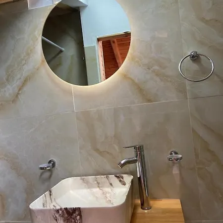 Porta7 3* Gjirokaster